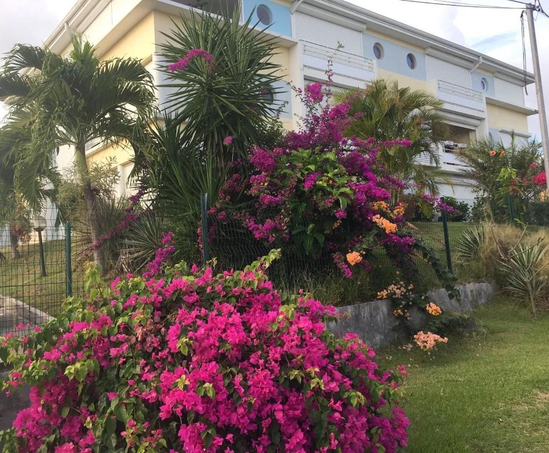 Les Hibiscus Apartment Sainte-Luce Exterior foto
